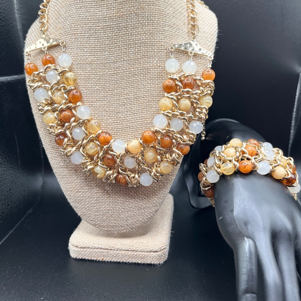 Chunky White, Caramel & Yellow Beads‎ Gold Tone Necklace & Bracelet Set